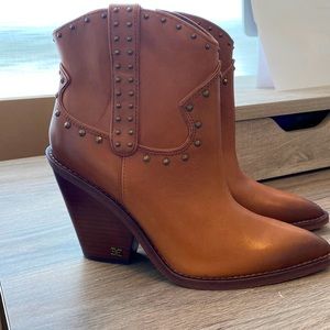Brand new Sam Edelman ankle booties.